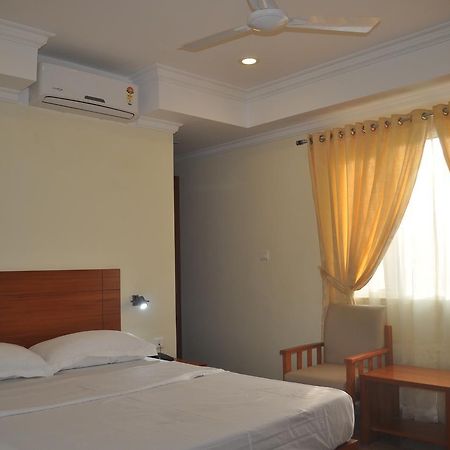 Vettoor Nanas Inn Ettumanoor Экстерьер фото
